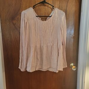 American Eagle Top Round Neckline Tie Back to Keyhole Lacy Crocheted Strips Sz M